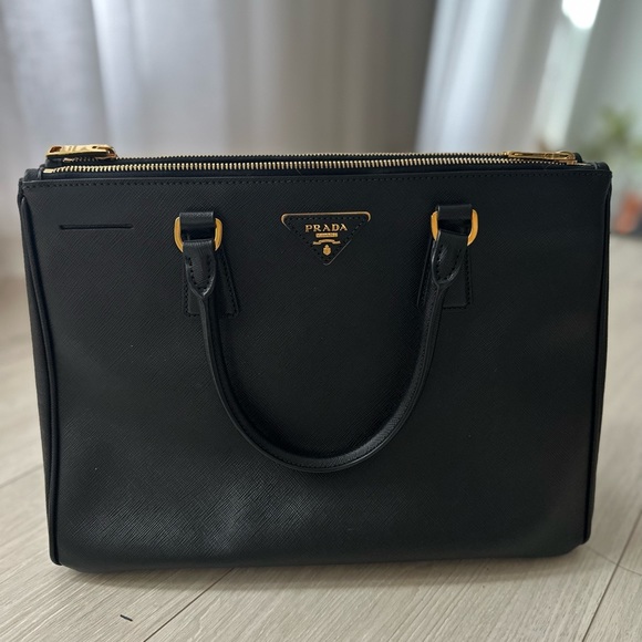 Prada Saffiano Lux Double Zip Tote - Picture 3 of 6